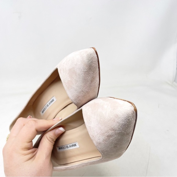 Manolo Blahnik Nude Suede Pumps Women's Size 39.5 - Picture 6 of 9